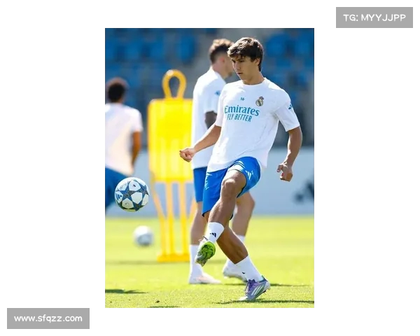 皇马新赛季启航!官方宣布明天举行首次训练,国脚悉数回归(皇马晋级) 皇马新赛季启航!官方宣布明天举行首次训练,国脚悉数回归(皇马晋级)