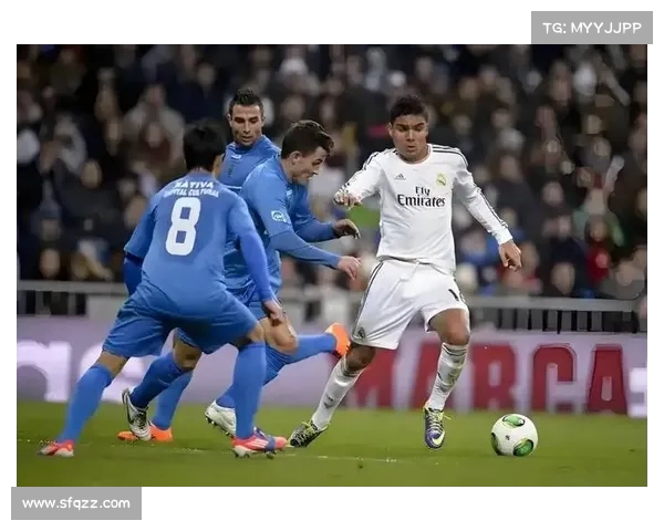 视频在国外疯传，球迷热议：皇马应尽快签下德里赫特！(皇马合同)