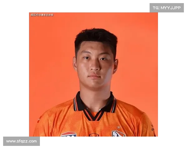 青岛西海岸主帅解读郭田雨试训:暂无签约计划,仅为训练机会(球员郭田雨) 青岛西海岸主帅解读郭田雨试训:暂无签约计划,仅为训练机会(球员郭田雨)